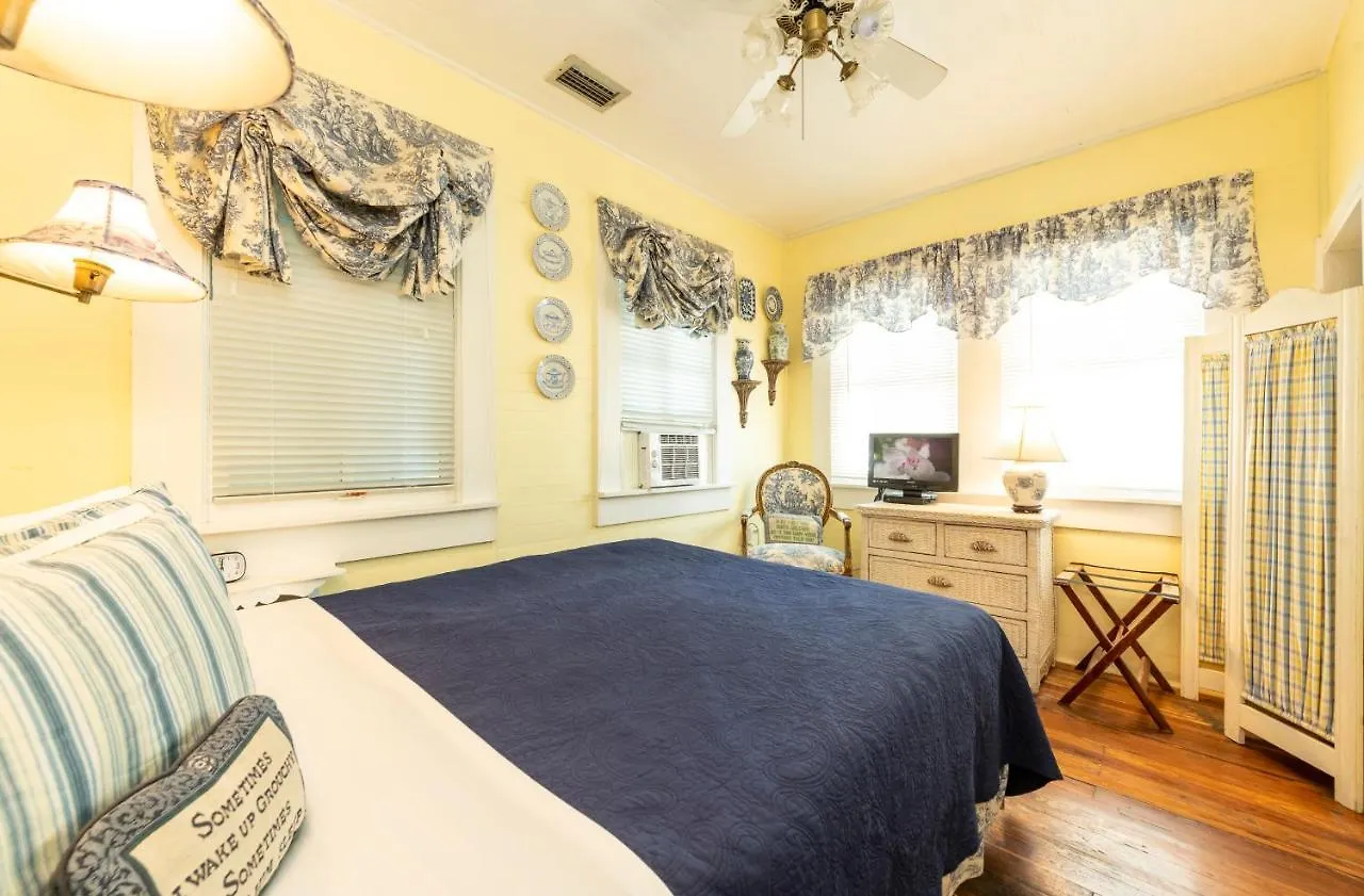 Knowles House B&B - Adult Only Key West 3*,
