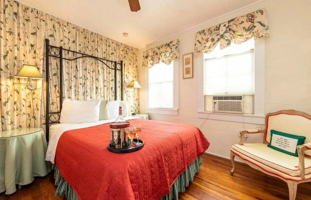Knowles House B&B - Adult Only Key West 3*,  United States